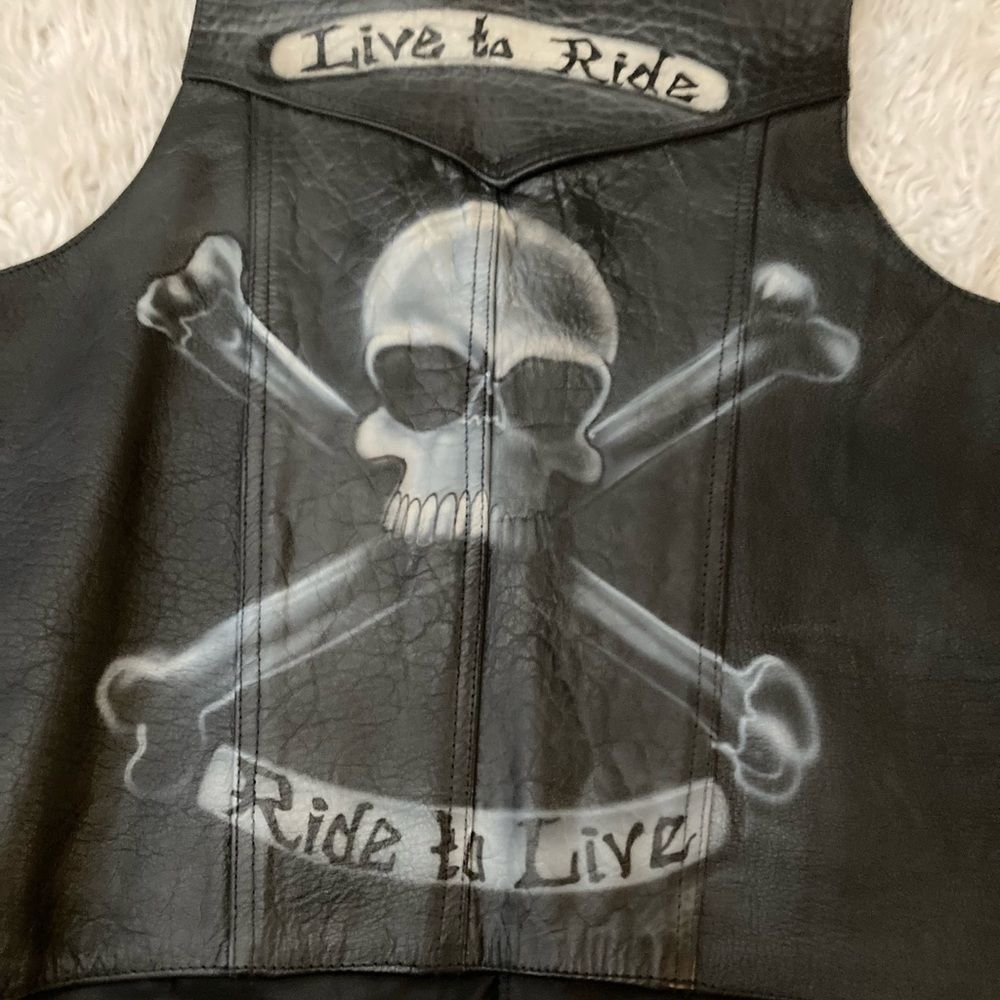 Unik Black Leather Skull Vest XXL